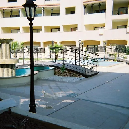 1 Bedroom Luxury In Secure Gated Complex With Large Shared Pool * Пафос